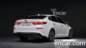 Kia K5 2.0 2020 года из Южной Кореи