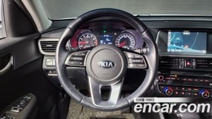 Kia K5 2.0 2020 года из Южной Кореи