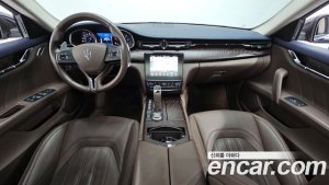 Maserati Quattroporte 3.0 V6 GranLusso 2020 года из Южной Кореи