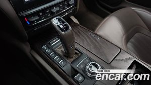 Maserati Quattroporte 3.0 V6 GranLusso 2020 года из Южной Кореи