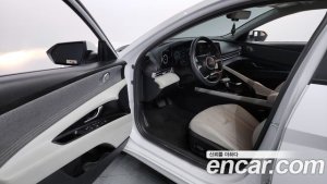 Hyundai AVANTE 1.6 2021 года из Южной Кореи