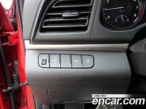 Hyundai AVANTE 1.6 2020 года из Южной Кореи