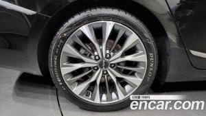 Kia K8 2.5 Бензин 2WD 2022 года из Южной Кореи