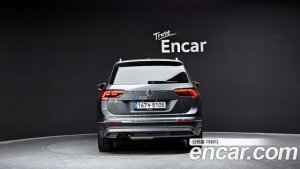 Volkswagen Tiguan 2.0 TDI Premium 2020 года из Южной Кореи