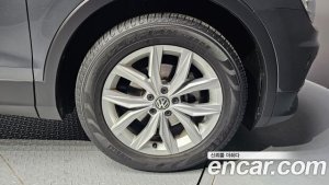 Volkswagen Tiguan 2.0 TDI Premium 2020 года из Южной Кореи