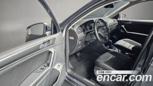 Volkswagen Tiguan 2.0 TDI Premium 2020 года из Южной Кореи
