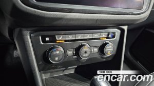 Volkswagen Tiguan 2.0 TDI Premium 2020 года из Южной Кореи