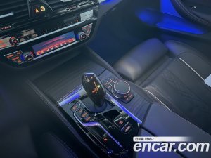 BMW 5-Series 530i Luxury 2021 года из Южной Кореи