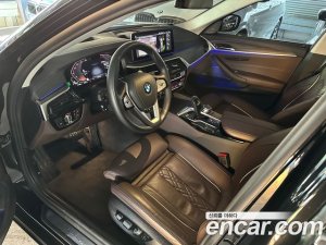 BMW 5-Series 530i Luxury 2021 года из Южной Кореи