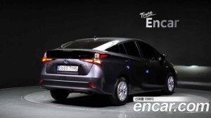 Toyota Prius 1.8 2022 года из Южной Кореи