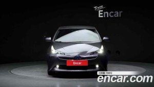 Toyota Prius 1.8 2022 года из Южной Кореи