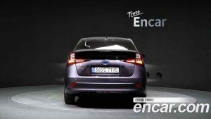 Toyota Prius 1.8 2022 года из Южной Кореи
