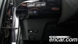 Toyota Prius 1.8 2022 года из Южной Кореи