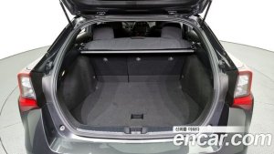 Toyota Prius 1.8 2022 года из Южной Кореи