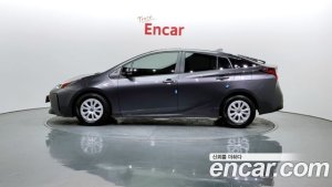 Toyota Prius 1.8 2022 года из Южной Кореи