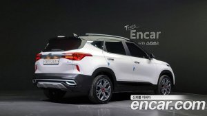 Kia Seltos Дизель 1.6 2WD 2020 года из Южной Кореи