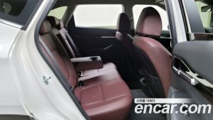 Kia Seltos Дизель 1.6 2WD 2020 года из Южной Кореи