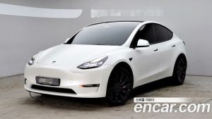 Tesla Model Y Performance 2021 года из Южной Кореи