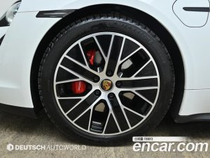 Porsche Taycan 4S 2021 года из Южной Кореи