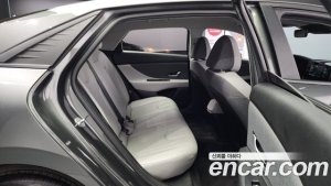 Hyundai AVANTE 1.6 2021 года из Южной Кореи