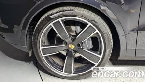 Porsche Cayenne 3.0 2021 года из Южной Кореи