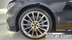 Mercedes-Benz E-Class E450 4MATIC Coupe 2020 года из Южной Кореи