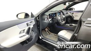 Mercedes-Benz CLA-Class CLA250 4MATIC 2020 года из Южной Кореи