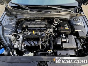 Hyundai AVANTE 1.6 2021 года из Южной Кореи