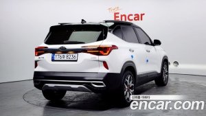 Kia Seltos Бензин 1.6 Turbo 2WD 2021 года из Южной Кореи