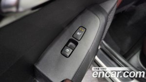 Kia Seltos Бензин 1.6 Turbo 2WD 2021 года из Южной Кореи