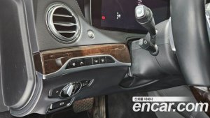 Mercedes-Benz S-Class S560L 4MATIC 2020 года из Южной Кореи