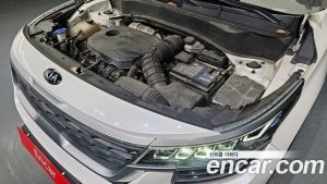 Kia Seltos Бензин 1.6 Turbo 2WD 2020 года из Южной Кореи
