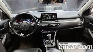 Kia Seltos Бензин 1.6 Turbo 2WD 2020 года из Южной Кореи
