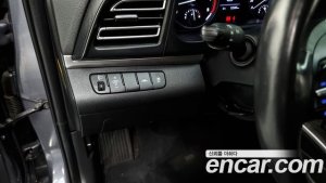 Hyundai AVANTE 1.6 2020 года из Южной Кореи