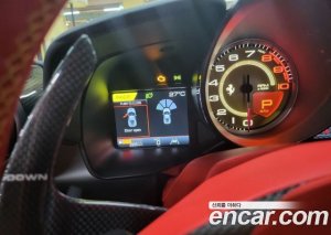 Ferrari F8 3.9 V8 2021 года из Южной Кореи