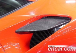 Ferrari F8 3.9 V8 2021 года из Южной Кореи