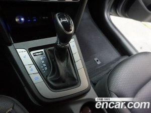 Hyundai AVANTE 1.6 2020 года из Южной Кореи