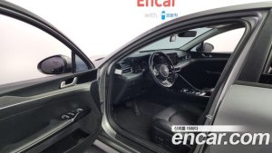 Kia K5 Prestige 2020 года из Южной Кореи