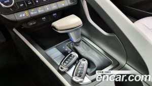 Hyundai AVANTE 1.6 2021 года из Южной Кореи