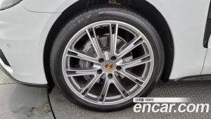 Porsche Panamera 3.0 AWD 2020 года из Южной Кореи