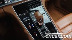 Porsche Panamera 3.0 AWD 2020 года из Южной Кореи