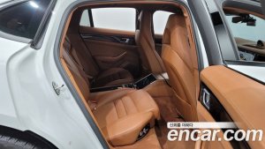 Porsche Panamera 3.0 AWD 2020 года из Южной Кореи