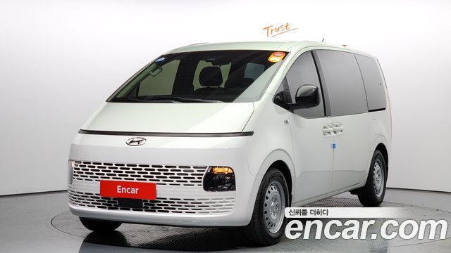 Hyundai Staria Tourer 11-Seater 2022 года из Кореи