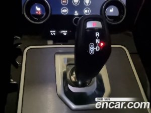 Land Rover Range Rover Evoque D180 SE 2020 года из Южной Кореи