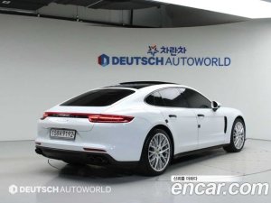 Porsche Panamera 3.0 AWD 2020 года из Южной Кореи