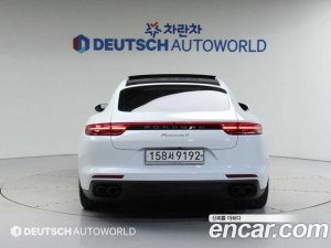 Porsche Panamera 3.0 AWD 2020 года из Южной Кореи