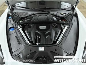Porsche Panamera 3.0 AWD 2020 года из Южной Кореи