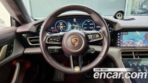 Porsche Taycan Turbo S 2021 года из Южной Кореи