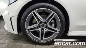 Mercedes-Benz C-Class C200 Cabriolet 2021 года из Южной Кореи