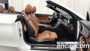 Mercedes-Benz C-Class C200 Cabriolet 2021 года из Южной Кореи
